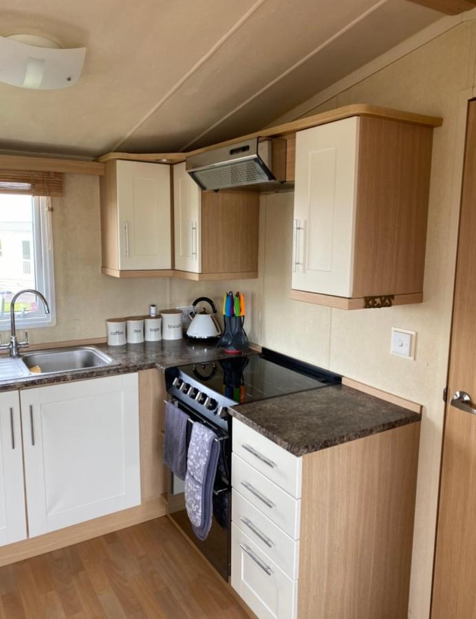 Cosy Caravan Kingston upon Hull Exterior foto